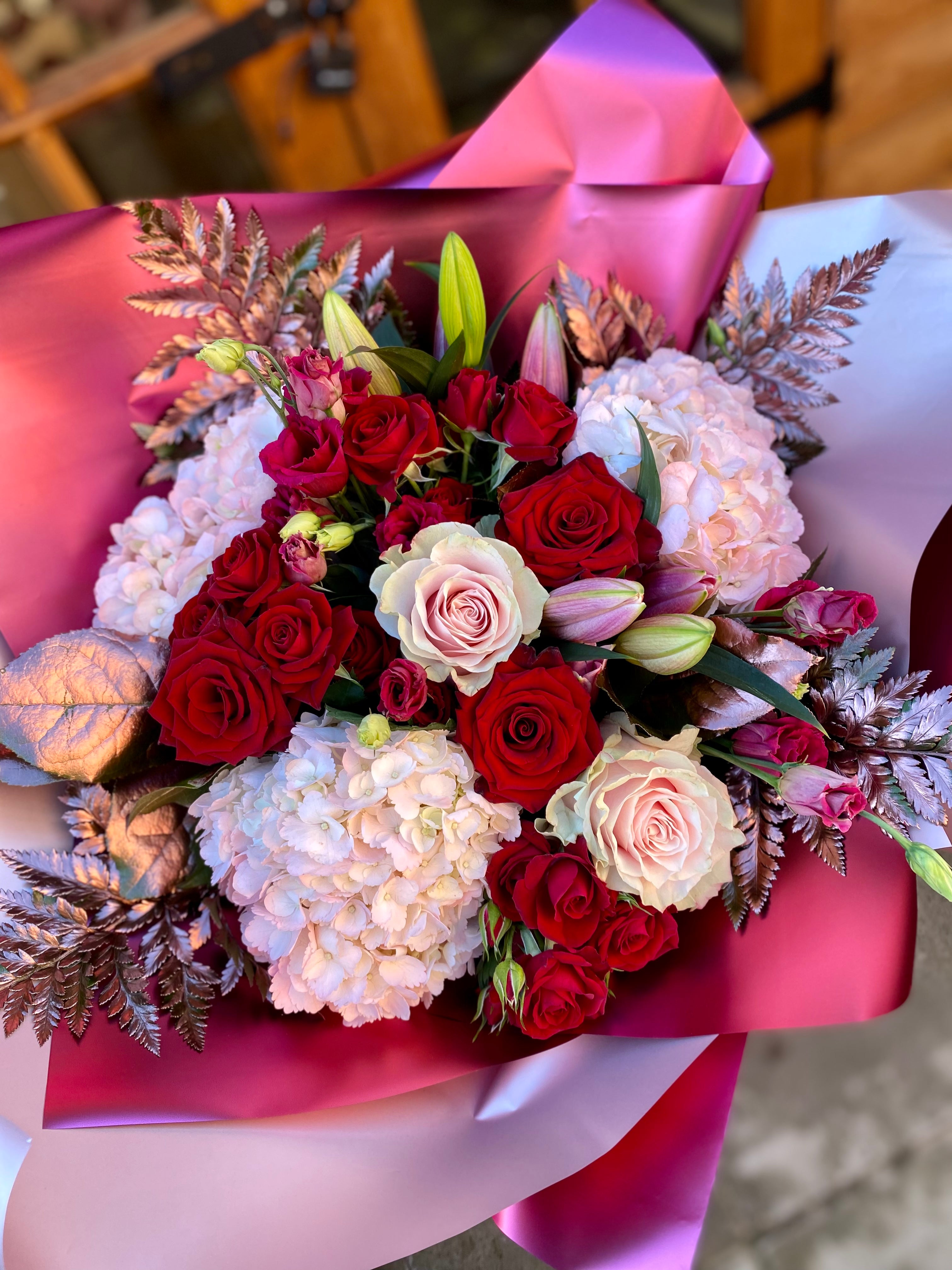 Romance Bouquet Flower Days Florists 8509